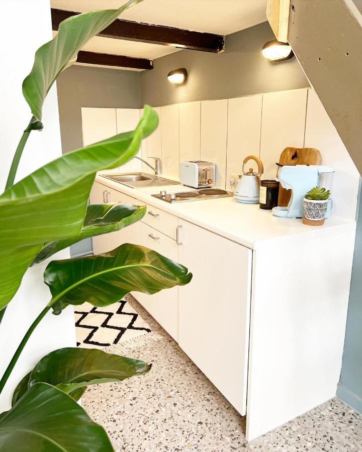 Antwerp Suites Екстер'єр фото